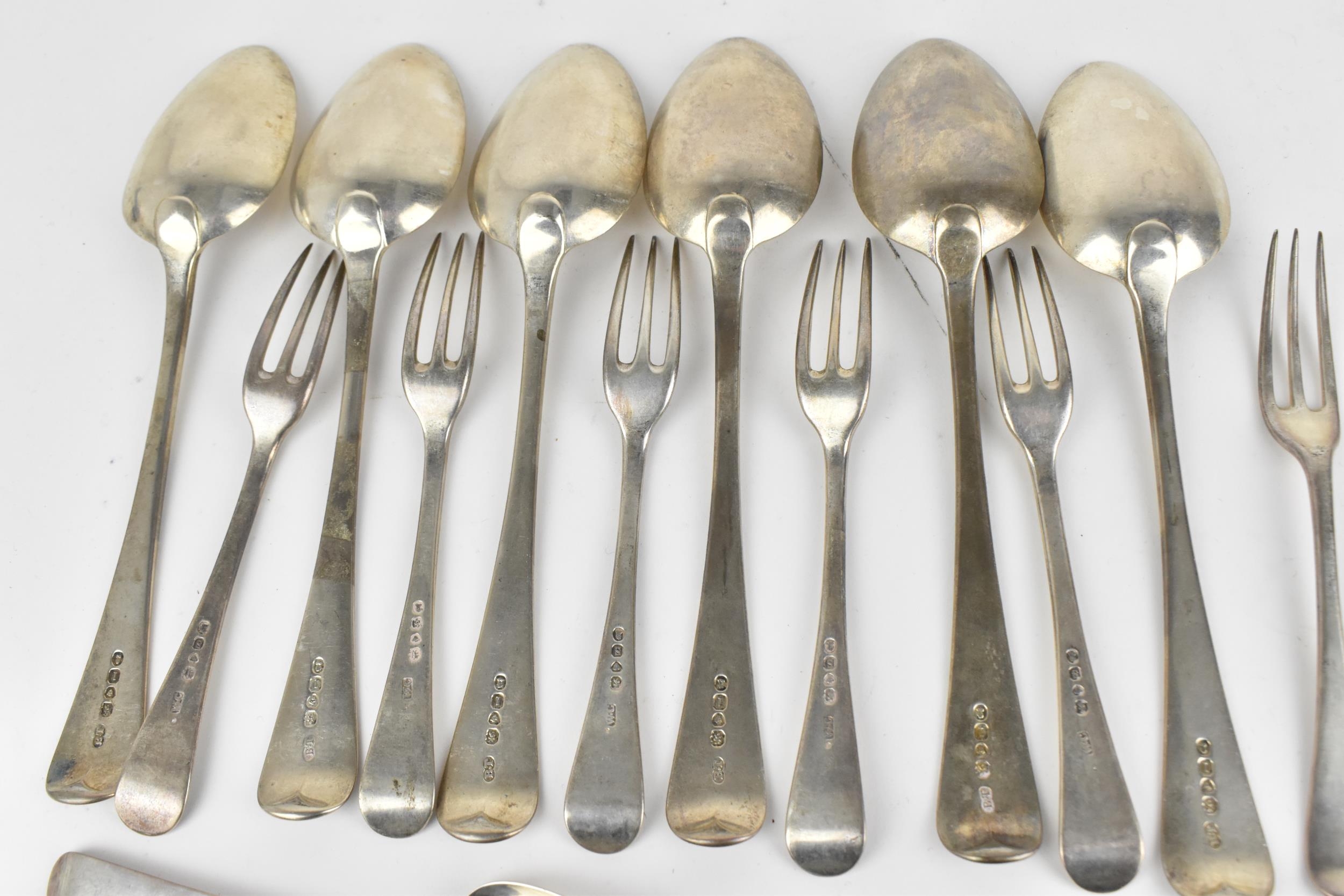 A small collection of late Georgian silver cutlery, comprising six tablespoons, makers initials B.T, - Image 4 of 6