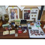 A mixed lot of Royalty and other collectables to include a William and Kate Royal Union 2011 coin