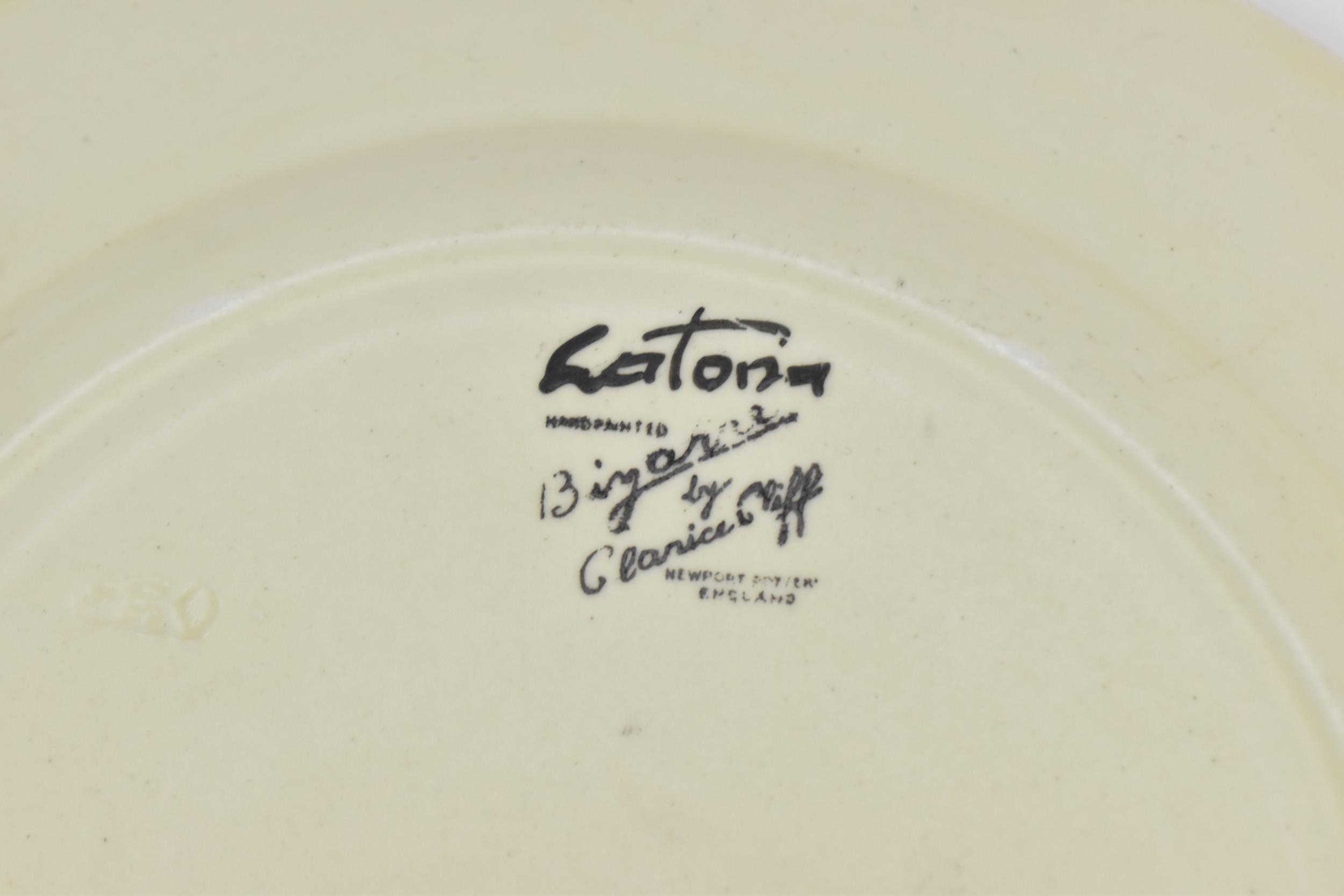 A large Clarice Cliff 'Bizarre' plate in the 'Latona' pattern, circa 1930s, with factory stamp to - Image 5 of 5