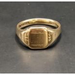 A 9ct gold signet ring, total weight 8.3g Location: