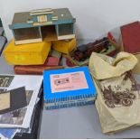 A mixed lot of 0 gauge related items to include a Hornby 6954 locomotive and accessories, Location: