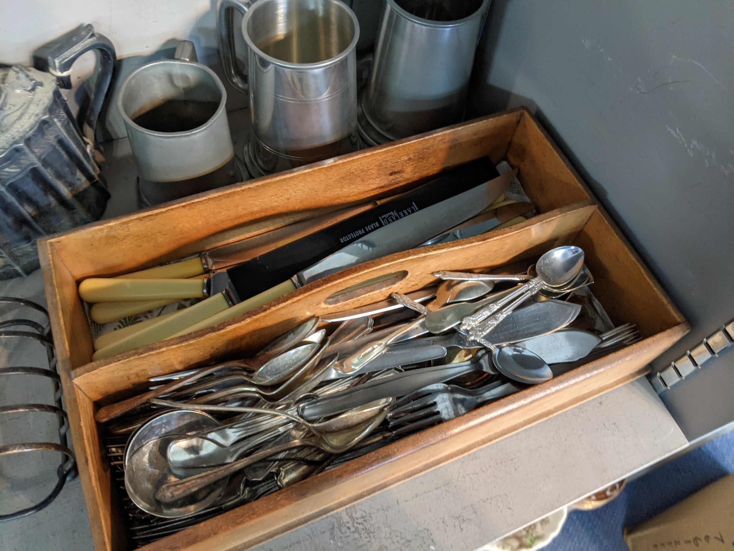 Mixed silver plated and other metalware to include silver plated and stainless steel flatware, boxed - Bild 2 aus 6