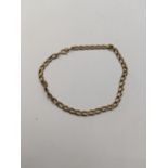 A 9ct gold chain link bracelet, total weight 5.3g Location: