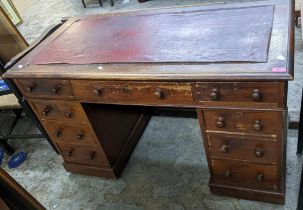 A Victorian oak twin pedestal nine drawer desk, 72h x 118.5w, Location: