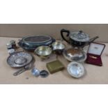 A mixed lot of mainly silver plated items to include a tea pot and muffin dish, together with a