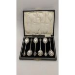 A cased set of six early 20th century silver teaspoons, hallmarked Birmingham 1932, 56.9g Location: