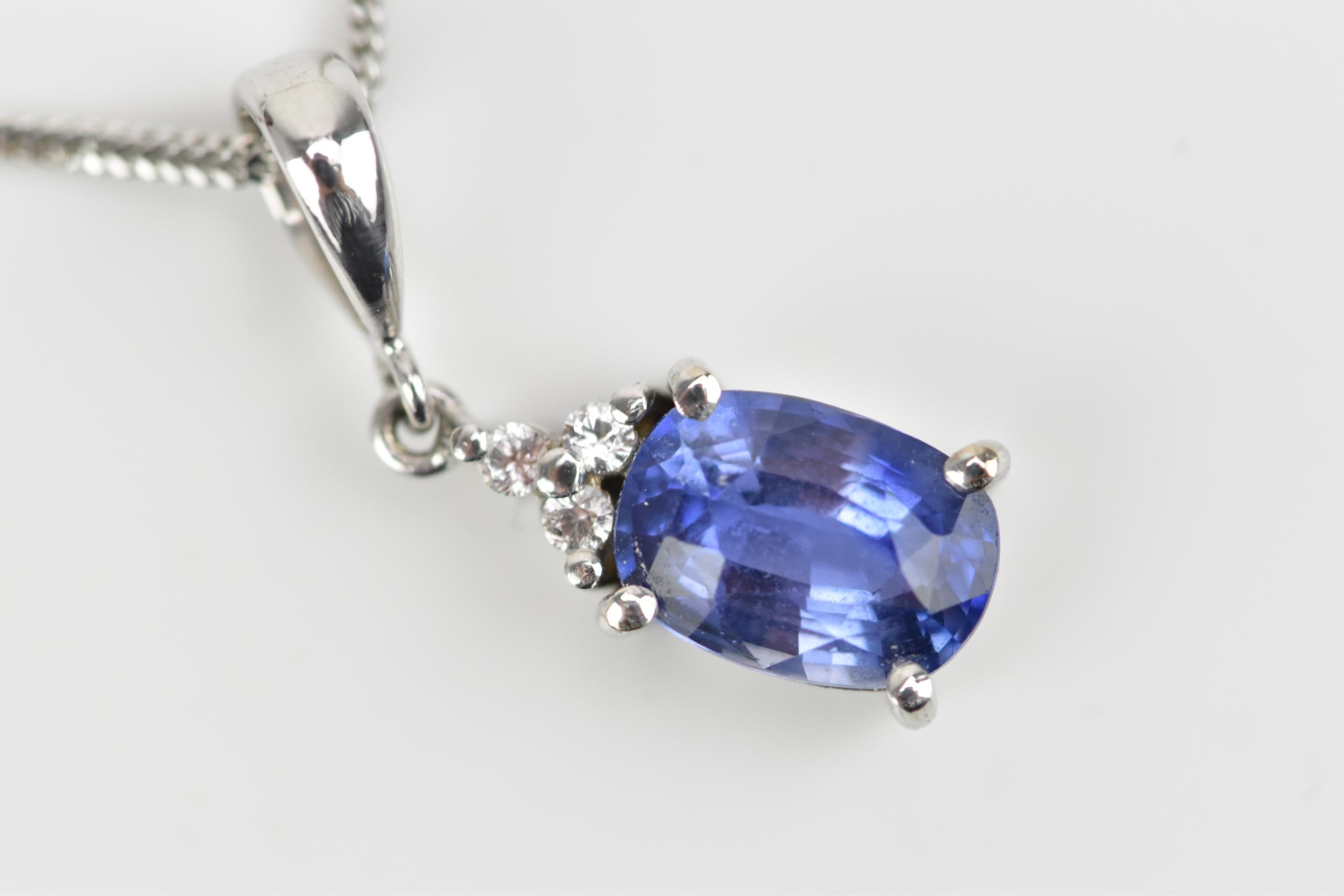 An 18ct white gold and cornflower blue sapphire and diamond parure, comprising a pair of stud - Image 7 of 10