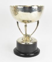A George V silver trophy cup on stand by Goldsmiths & Silversmiths Co Ltd, London 1912, un-