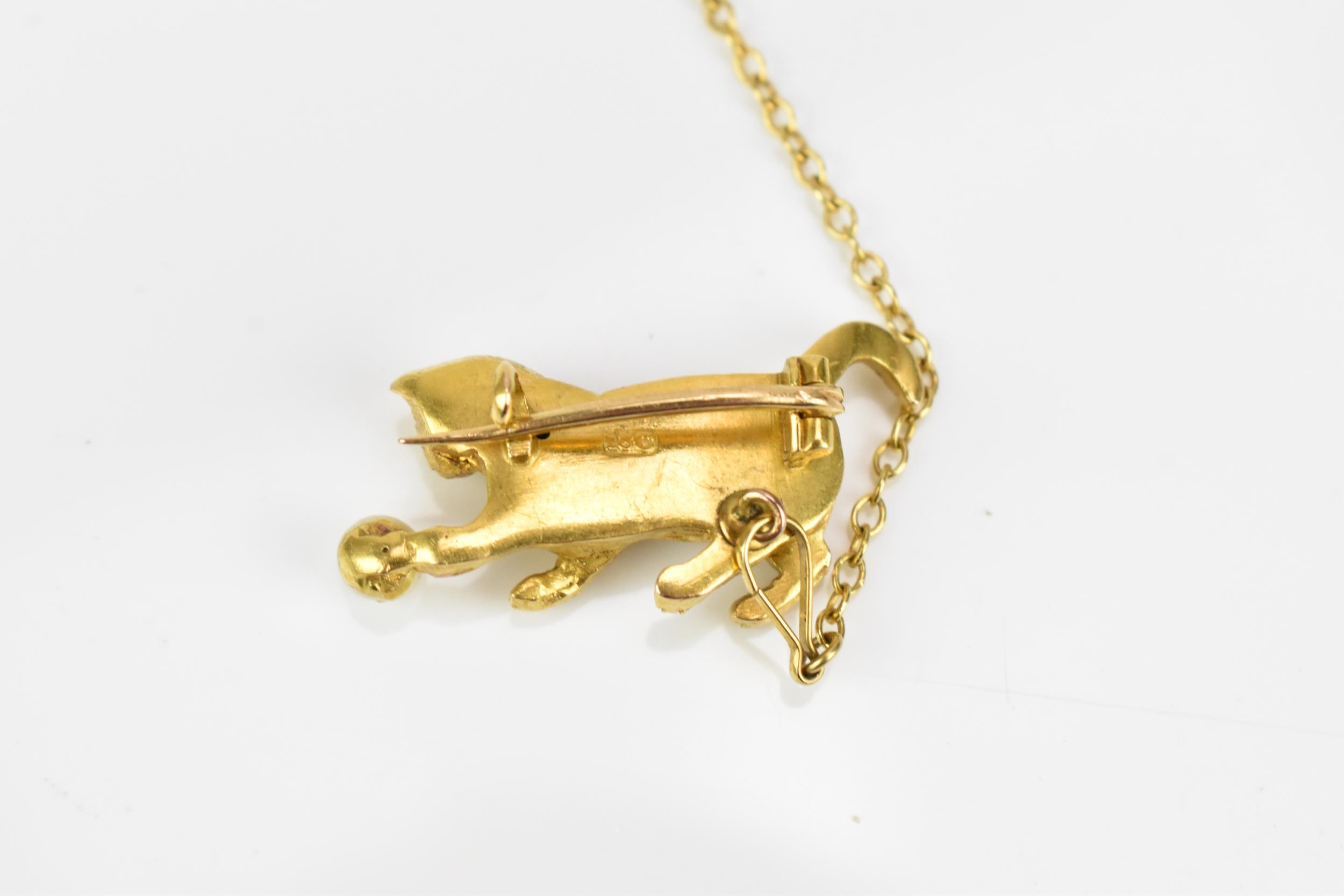 An 18ct yellow gold, diamond and pearl brooch of a cat playing with a ball, naturalistically - Image 3 of 5