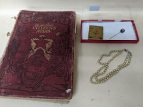 A small mixed lot of jewellery and other items to include a picture dura style pin decorated with