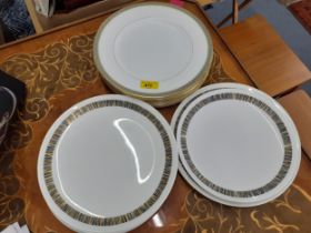 A quantity of Royal Worcester St Andrews, bone china dinner plates, together with a quantity of