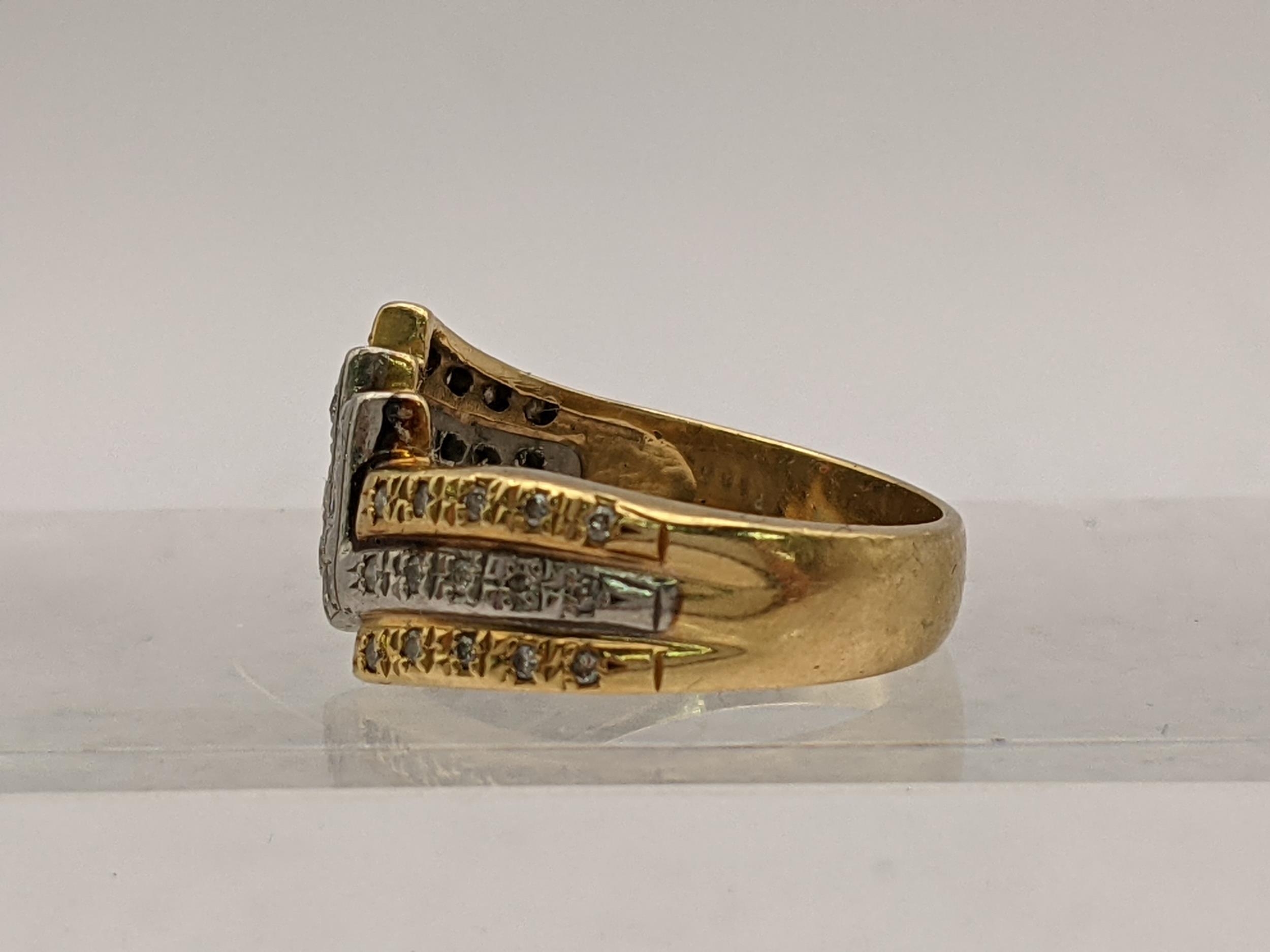 A platinum and 18ct gold ring set with diamonds, total weight 6.1g Location: - Image 2 of 4