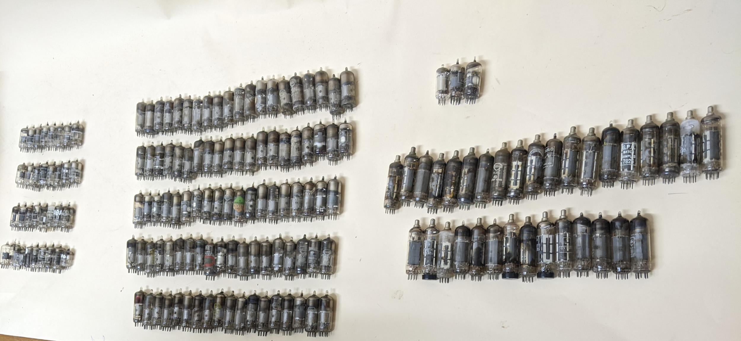 A quantity of radio valves to include Mullard EF80, Bentley valve, Mullard PL81, Dario PL83, GPO - Image 2 of 5