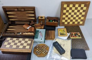 A selection of games to include a modern Jaques chess set with board, shove ha'penny, cribbage,
