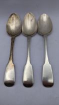 A set of three early 19th century Irish silver teaspoons hallmarked Dublin 1829 92.1g Location: