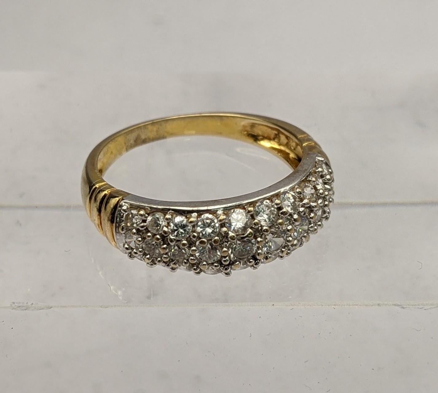 A 9ct gold and diamond floral cluster ring, along with a 9ct gold blue Zircon style ring, with a - Image 2 of 4