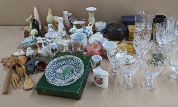 A mixed lot to include etched glasses, crested China, bookends, Delft vow creamer and other items