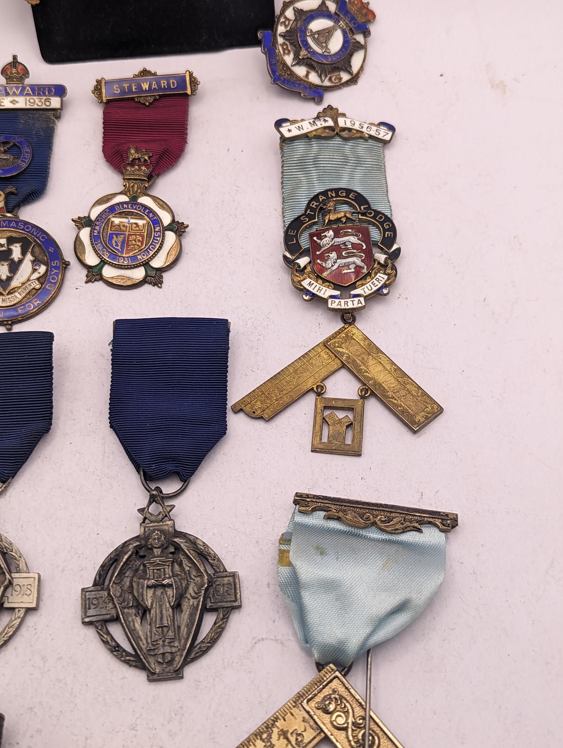 A collection of silver gilt and enamel Masonic medals to include 1914-1918 examples, Steward and - Image 3 of 7