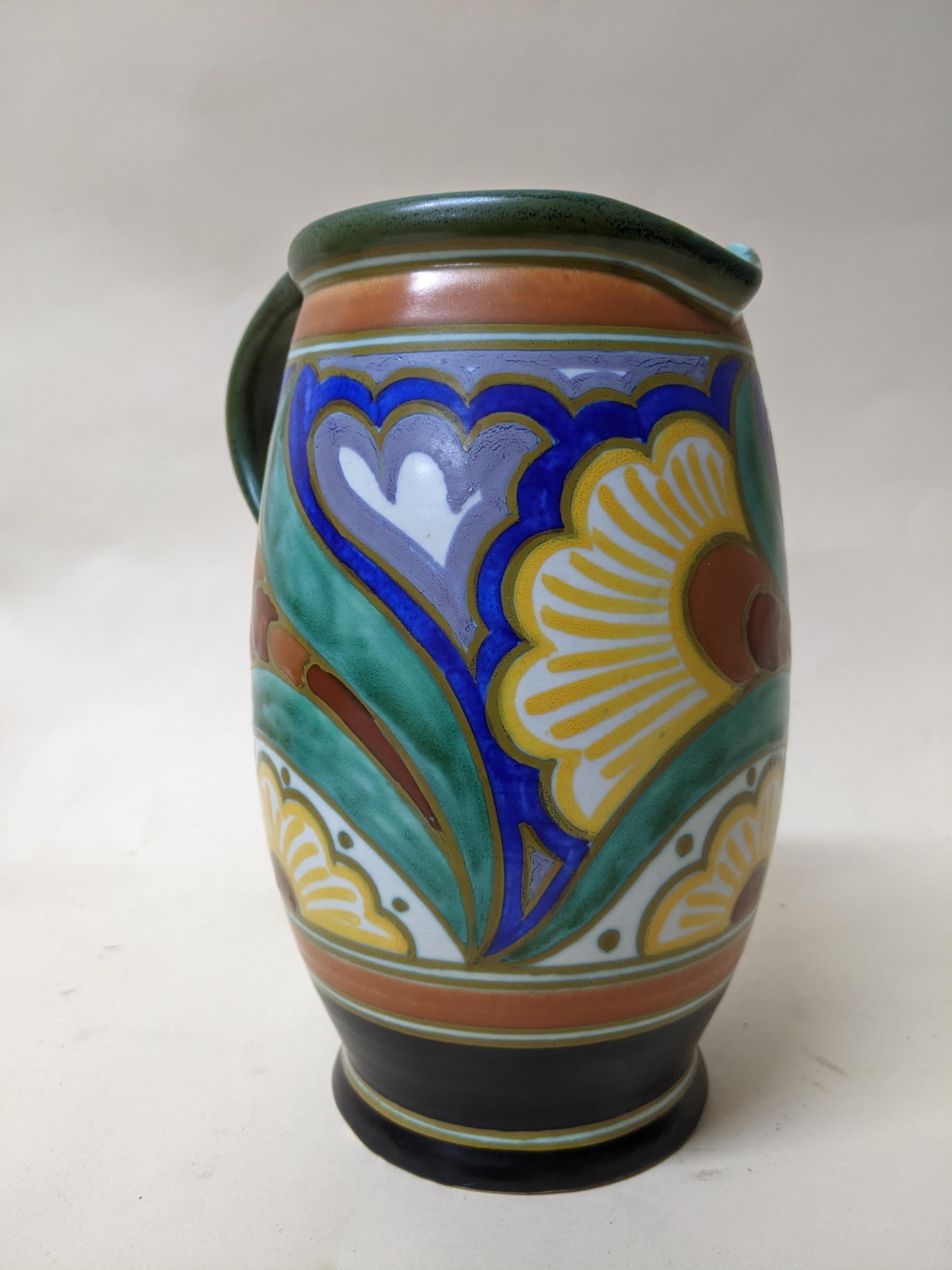 A group of Dutch Gouda pottery items to include a Gouda Voon vase circa 1918 of double gourd - Image 12 of 13