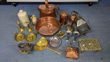 A mixed collection of metalware to include early 20th century copper watering can, jug and kettle,