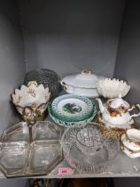 A mixed lot of china and glassware to include a Royal Worcester bowl supported on a stem formed of