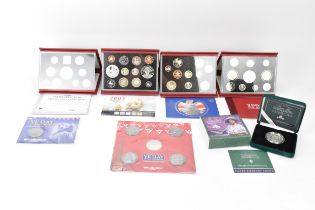 Mixed Royal Mint proof UK coinage 1999, 2001,2004,2005, Piedfort silver proof Queen's Mother Crown