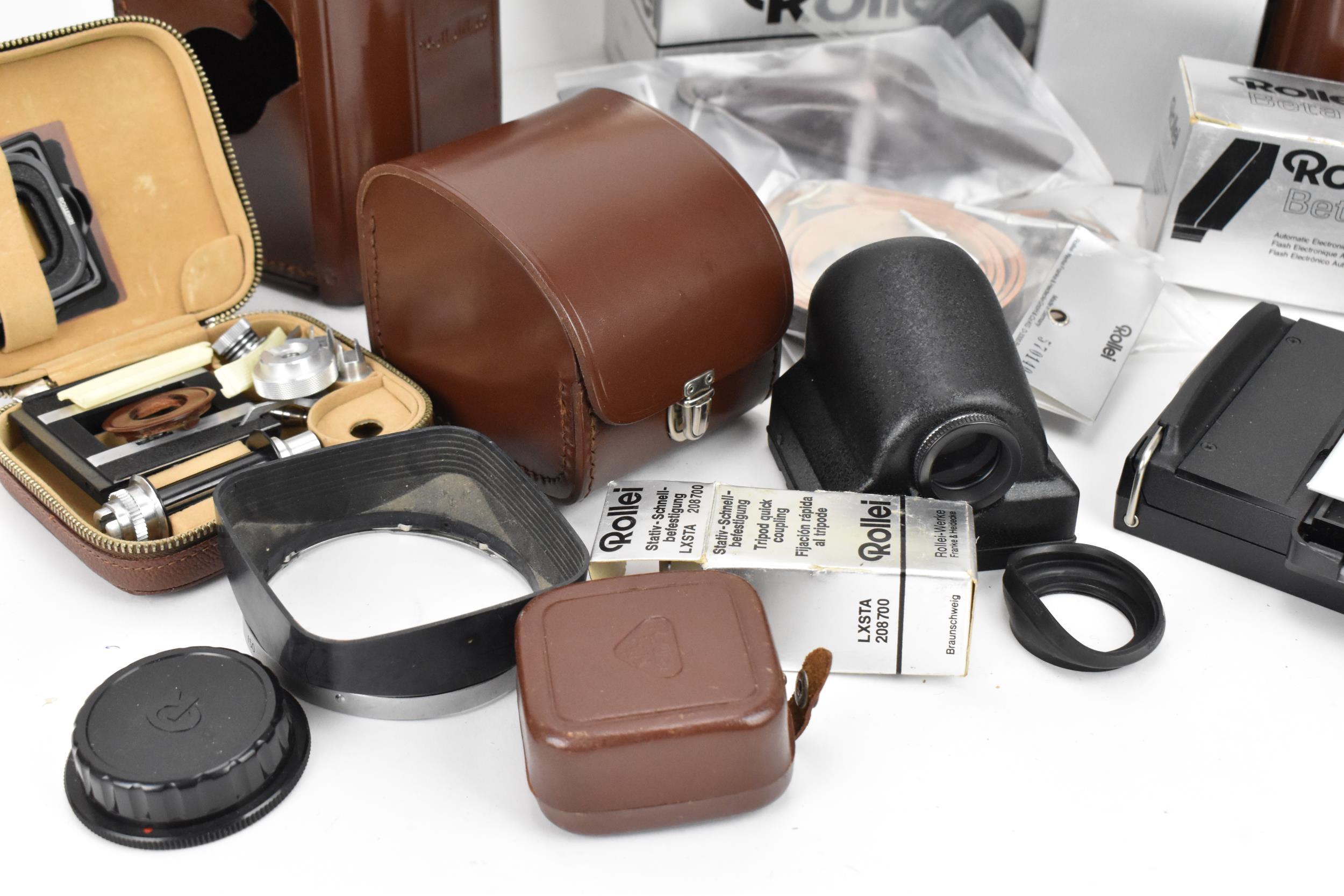 A collection of Rollei photography equipment, to include a prism finder for TLR camera in leather - Image 2 of 8