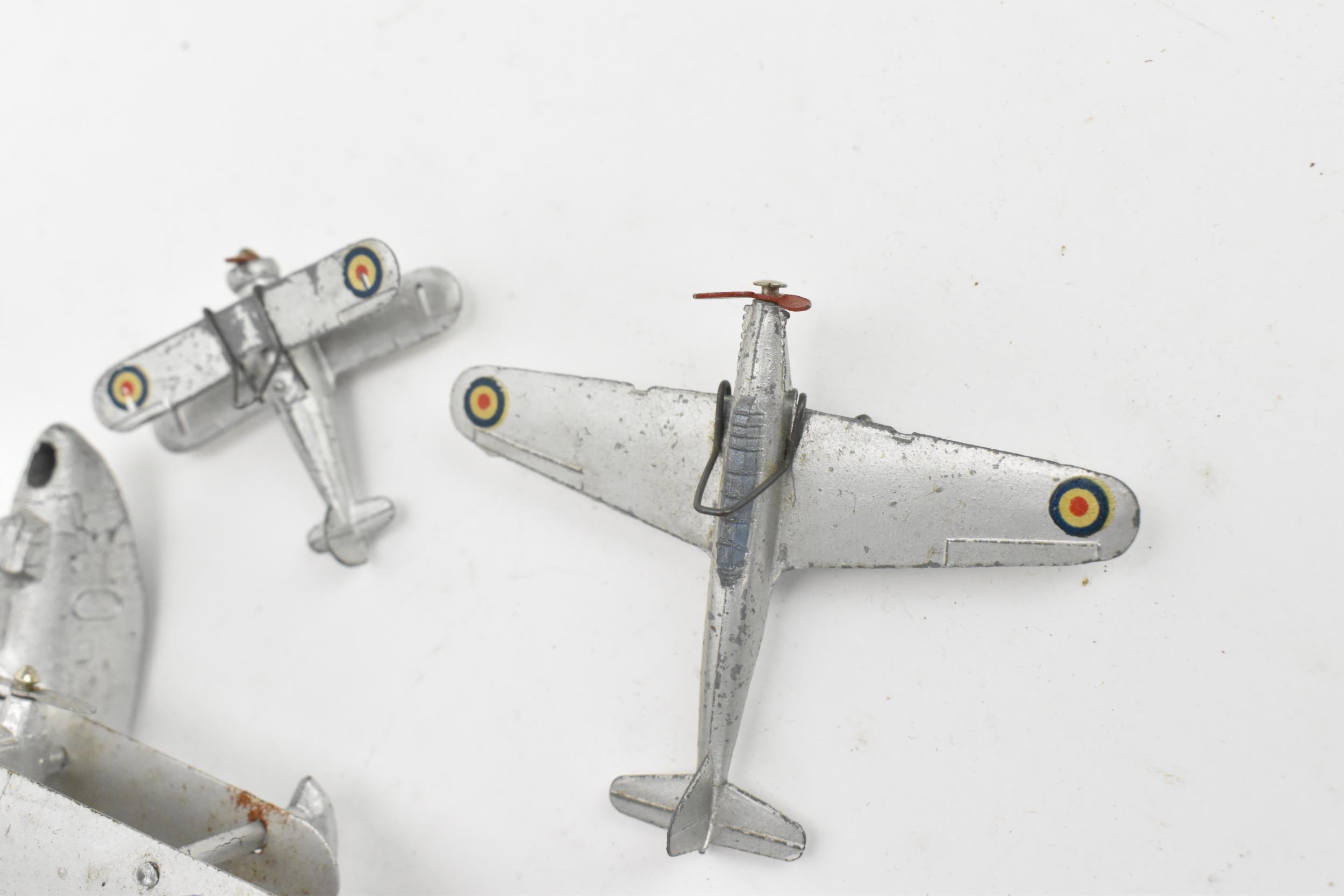 A Dinky Pre-War 61 "RAF" Aeroplane Gift Set to include a Gloster Gladiator Bi-Plane; Fairey Battle - Image 5 of 6