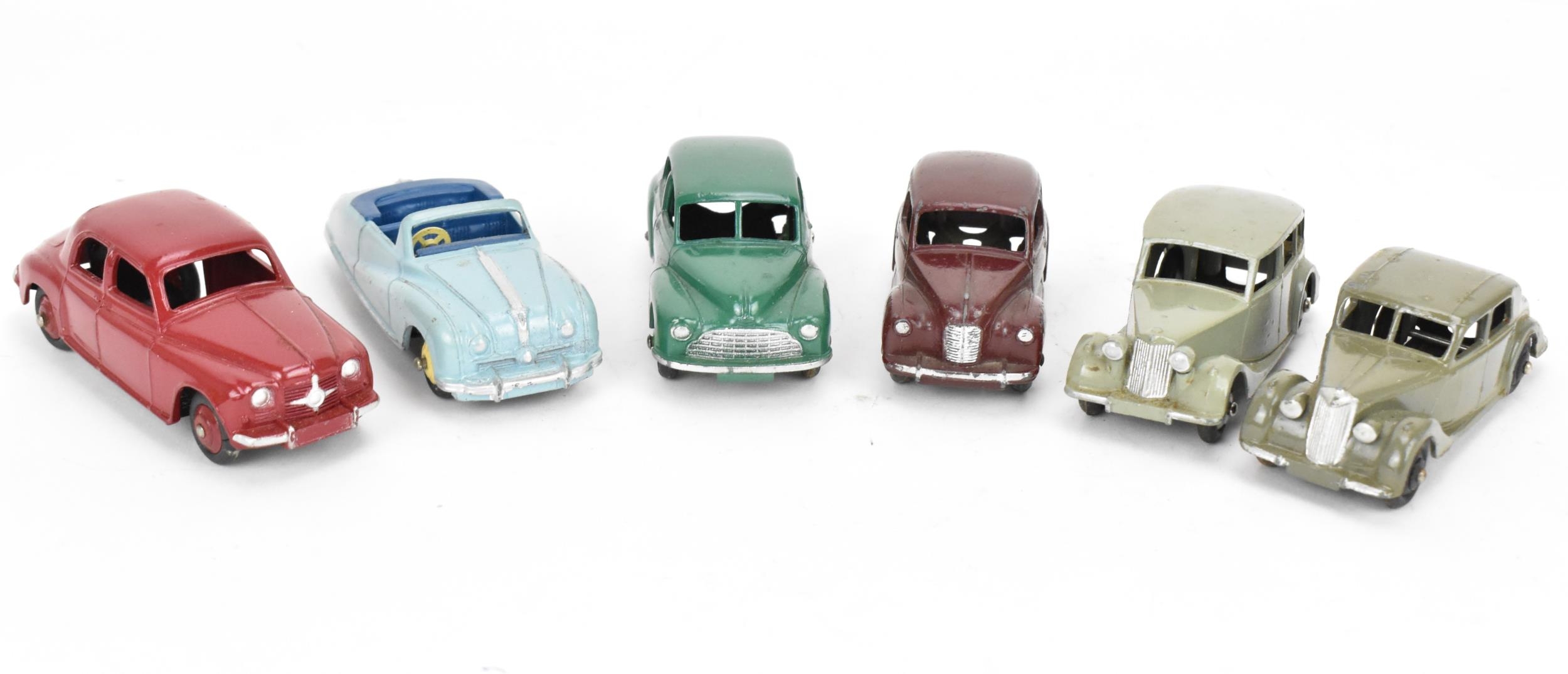 A collection of vintage Dinky diecast cars, to include an Austin Atlantic in blue, a Green Morris