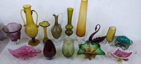 Mid 20th century glassware, studio art glass vases, bowls to include a model swan, Murano bowls