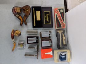 Pipes, lighters and razors to include: six Ronson lighters (4 boxed) one Calvin Hill lighter, a