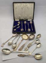 Mixed white metal to include boxed coffee spoons (A/F and incomplete) along with various other white