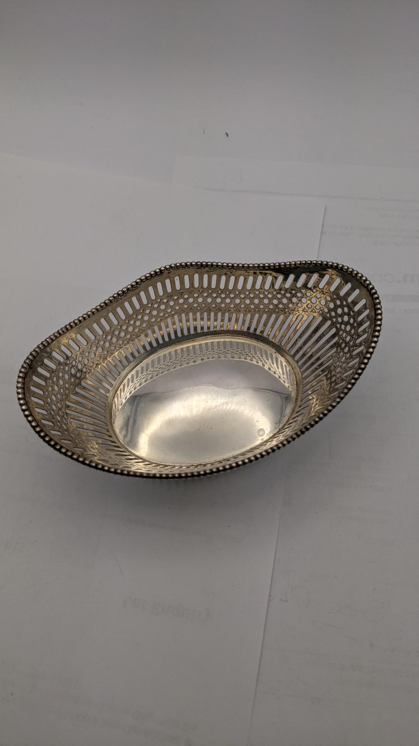 A White metal pierced oval shaped dish stamped 800, total weight 104.5g Location: - Image 3 of 3