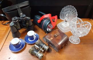 A miscellaneous lot to include binoculars, opera glasses and glassware. Location:Foyer