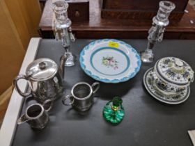 Mixed lot to include a pair of faceted cut glass candlesticks with faceted glass drops, three