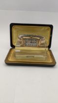 A gents 1930's 9ct gold rectangular cased wristwatch with a mechanical movement, on a later flexible