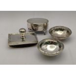 Mixed silver to include a four footed trinket box, a pair of silver pin dishes having pierced