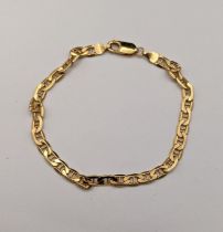 A 9ct gold anchor link bracelet, total weight 3.8g Location: