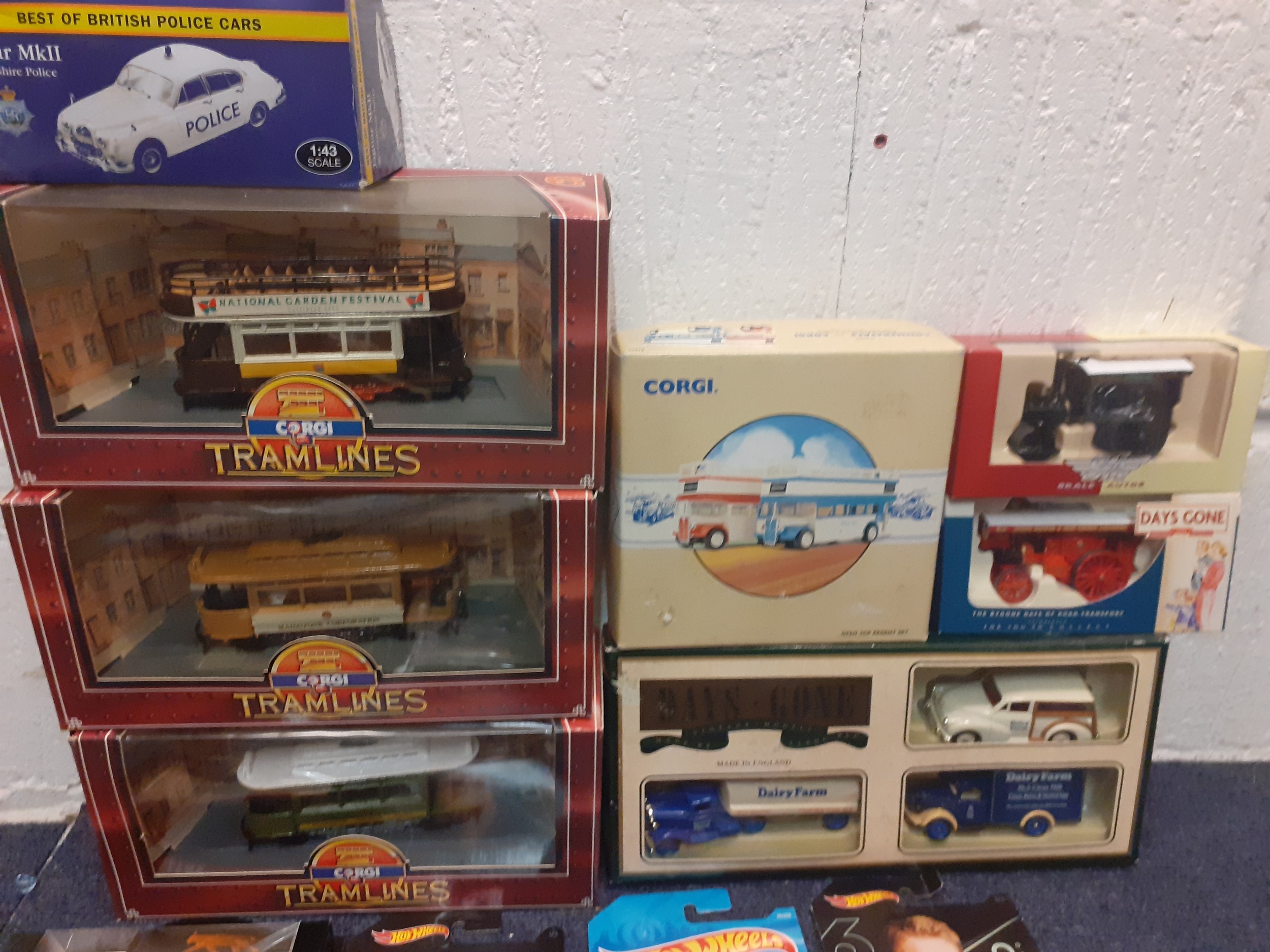 A quantity of die cast collectors vehicles to include Hot Wheels, Corgi buses and Tramlines, Days - Image 3 of 3