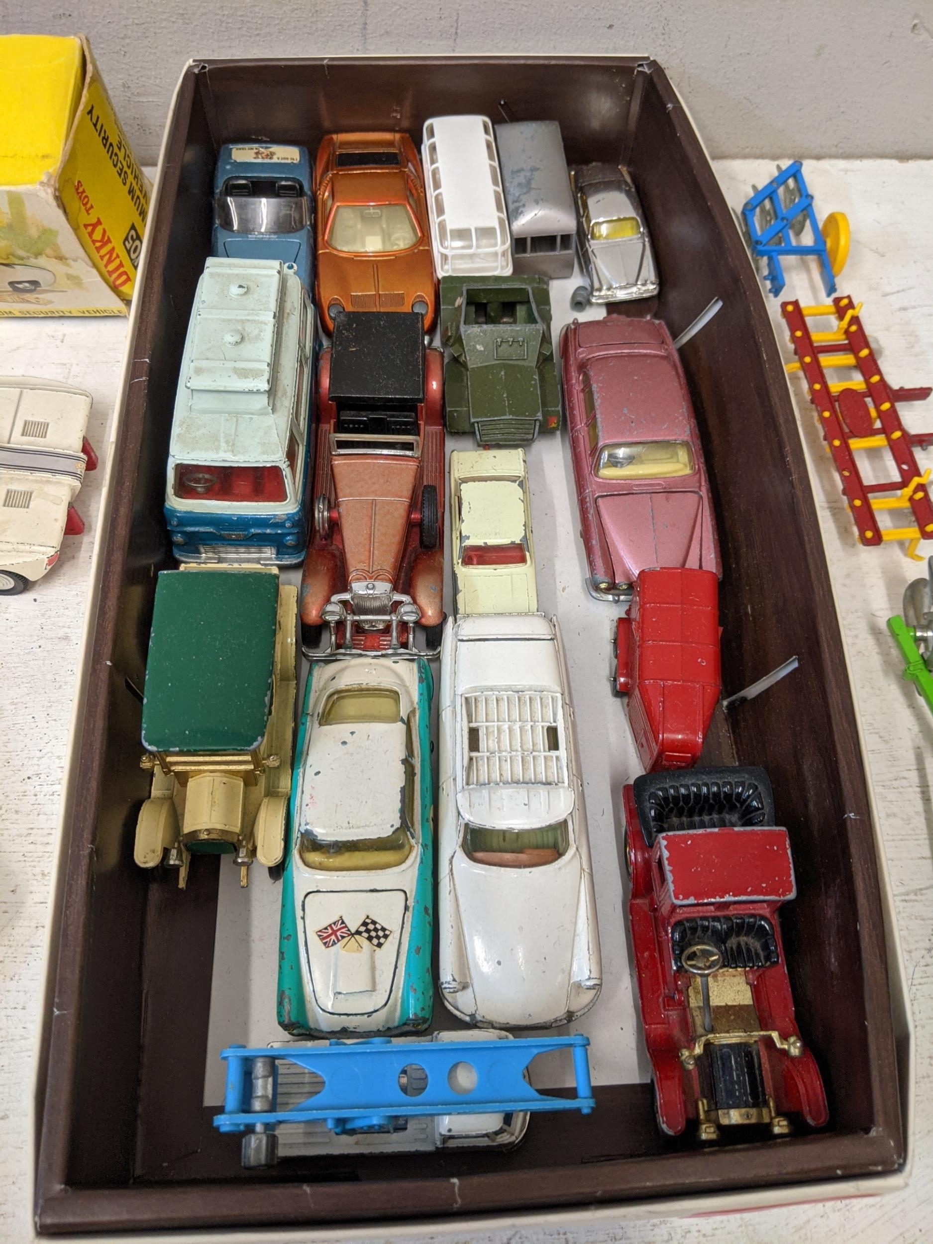 Assorted Corgi and Dinky toys to include a boxed Dinky Maximum security vehicle, A Corgi 007 Lotus - Image 2 of 7