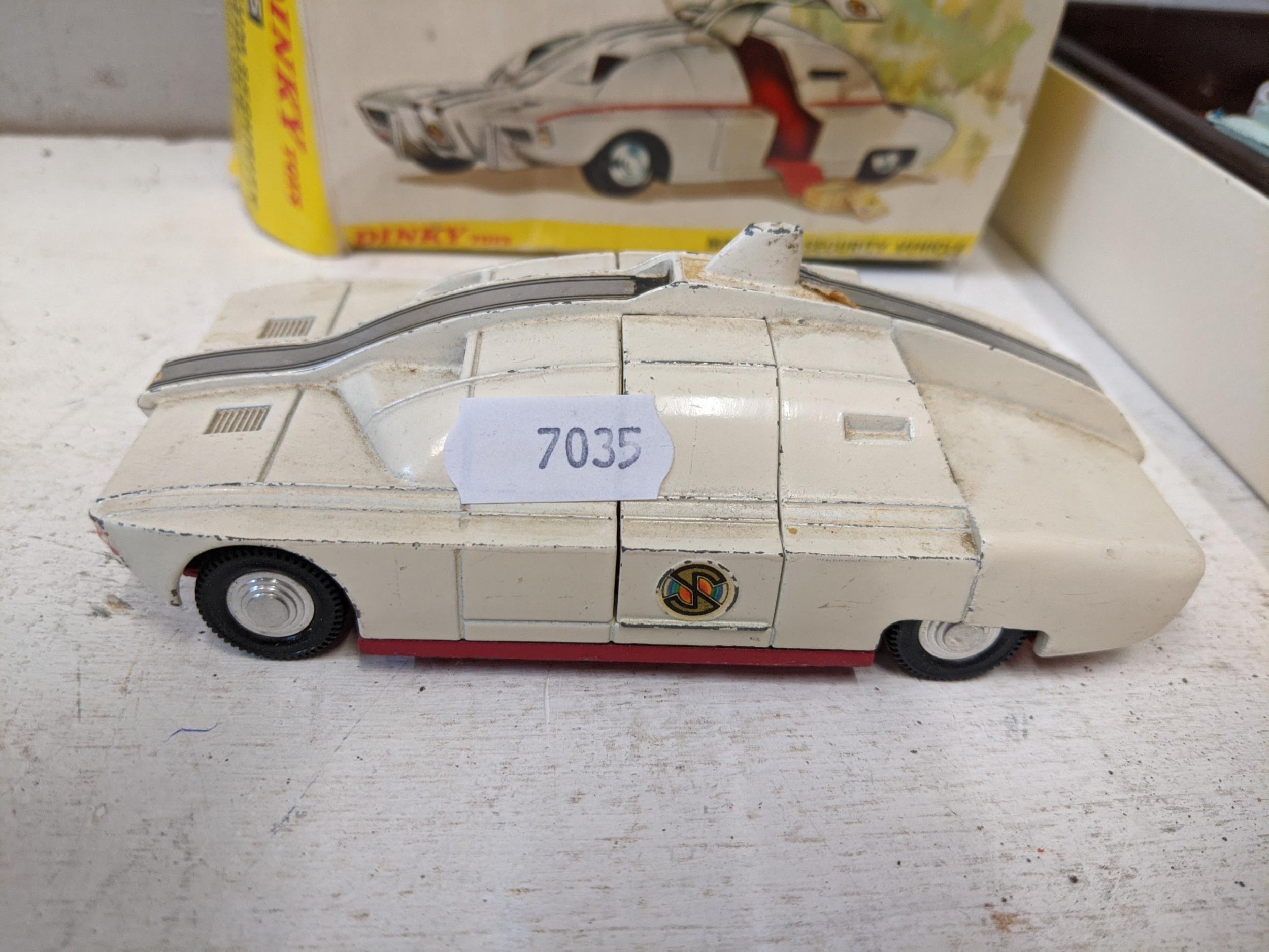 Assorted Corgi and Dinky toys to include a boxed Dinky Maximum security vehicle, A Corgi 007 Lotus - Image 5 of 7
