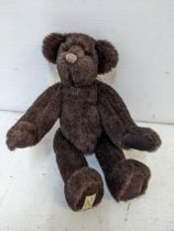 A Deans Collectors Club bear Hot Chocolate 65/500, Location: 8.4