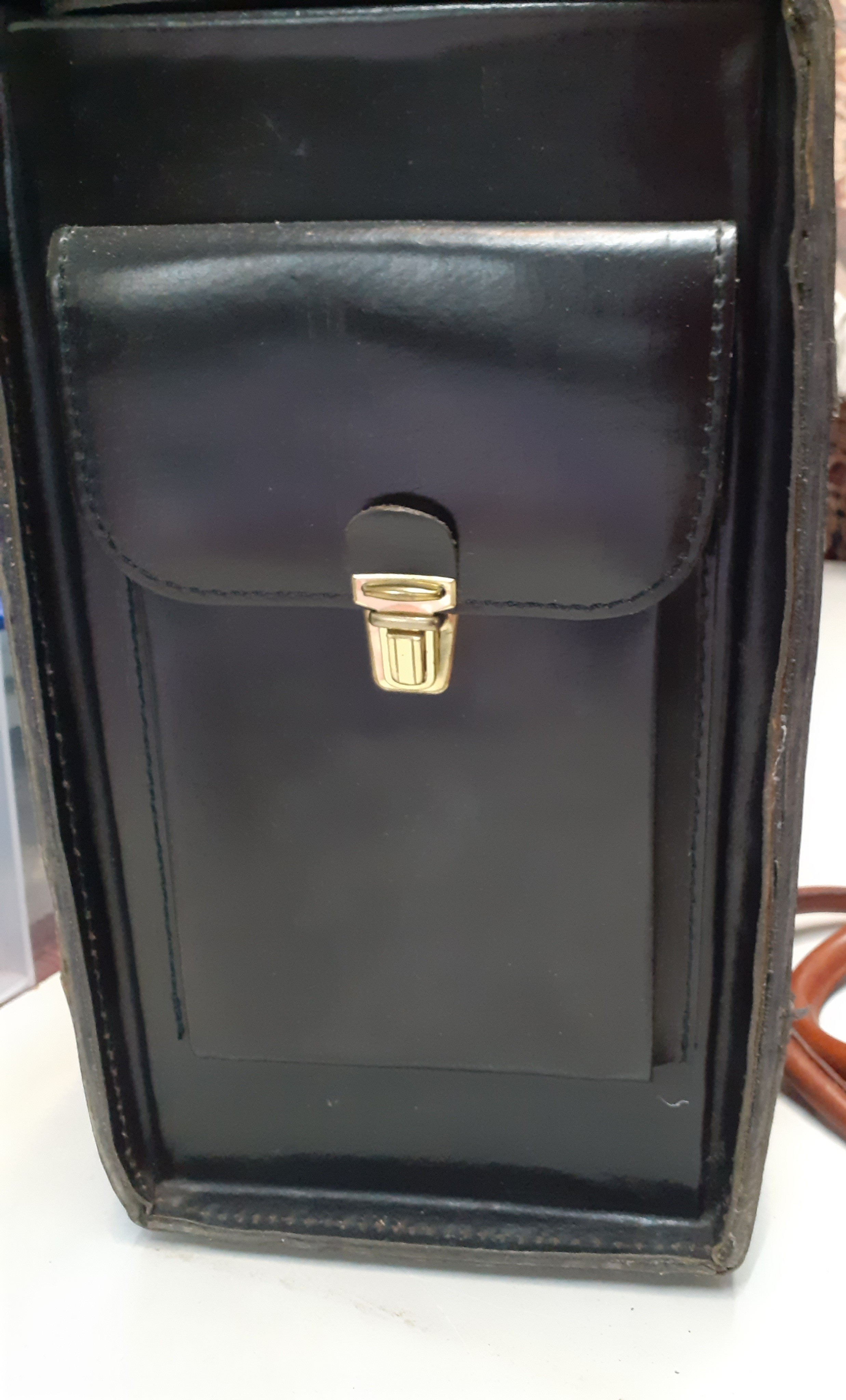 A Next tan leather Gladstone style bag 20" wide x 16" high together with a black flight bag 18" - Image 4 of 5