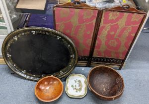 A mixed lot to include a Victorian paper mâché tray A/F, small two fold screen, two wooden bowls and