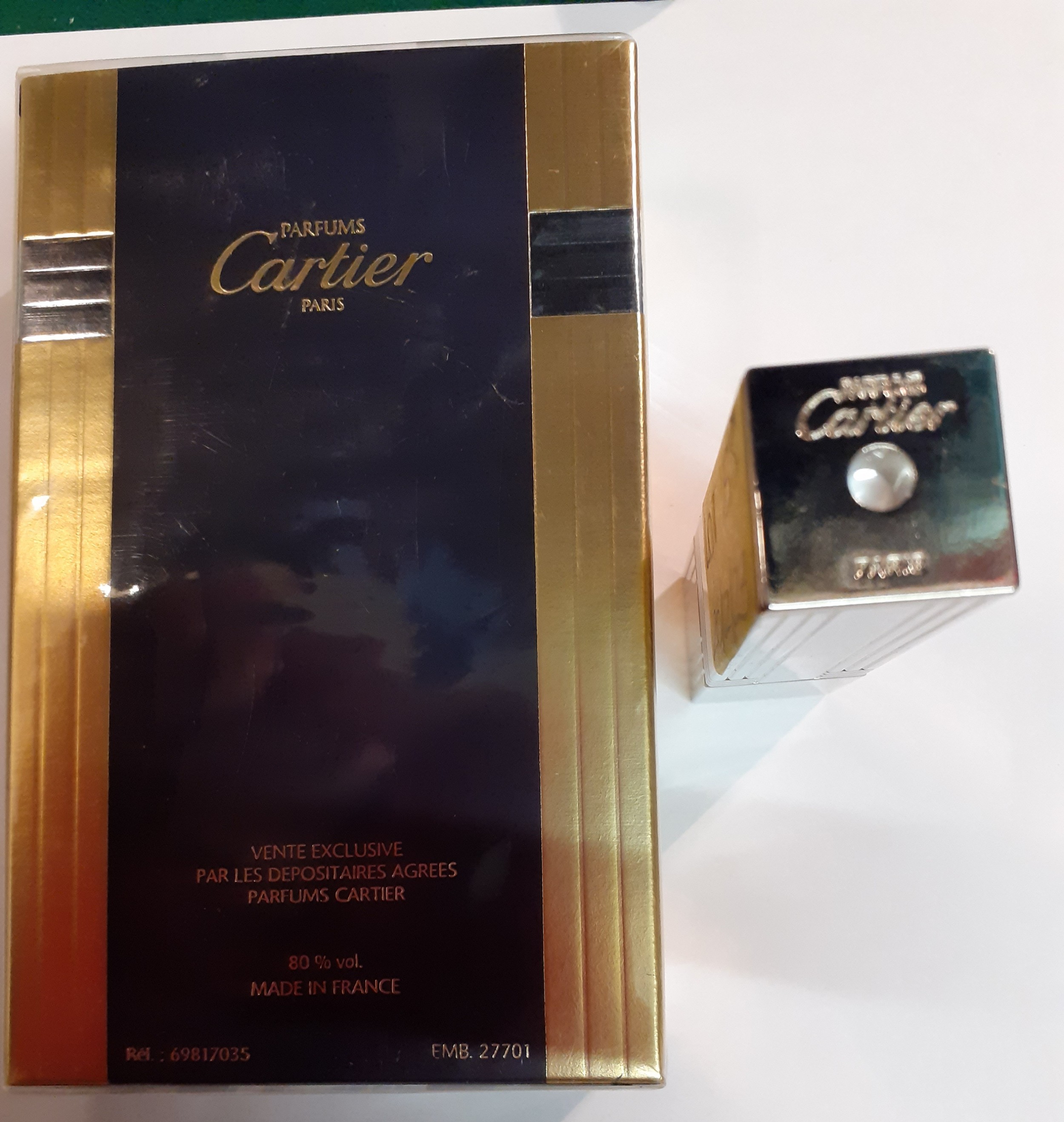 Cartier- A 50ml Must De Cartier Eau de Toilette natural spray in sealed box together with a silver - Bild 3 aus 3