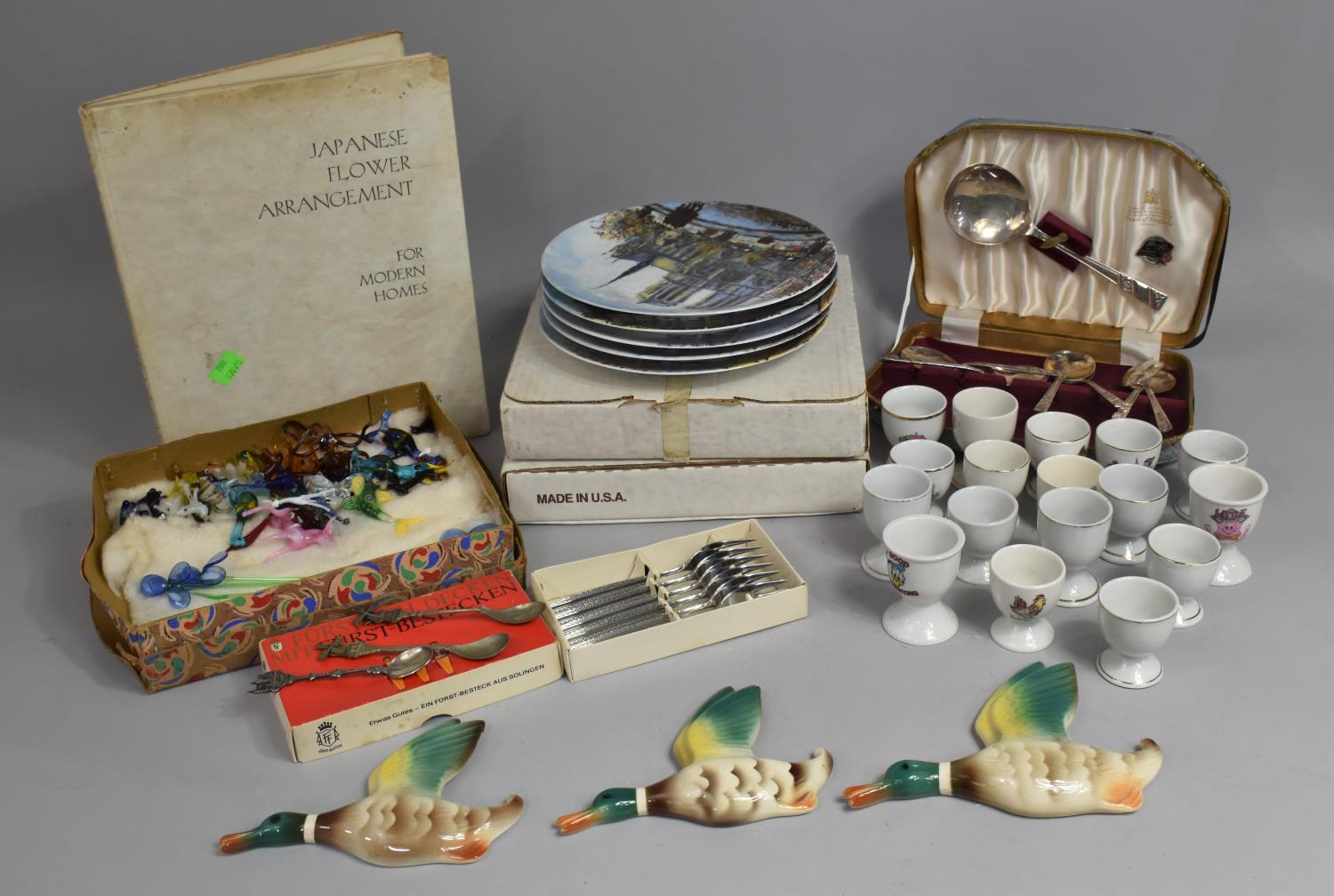 A Collection of Various Sundries to comprise Ceramic Plates, Duck Plaques, Glass Animals, Egg Cup