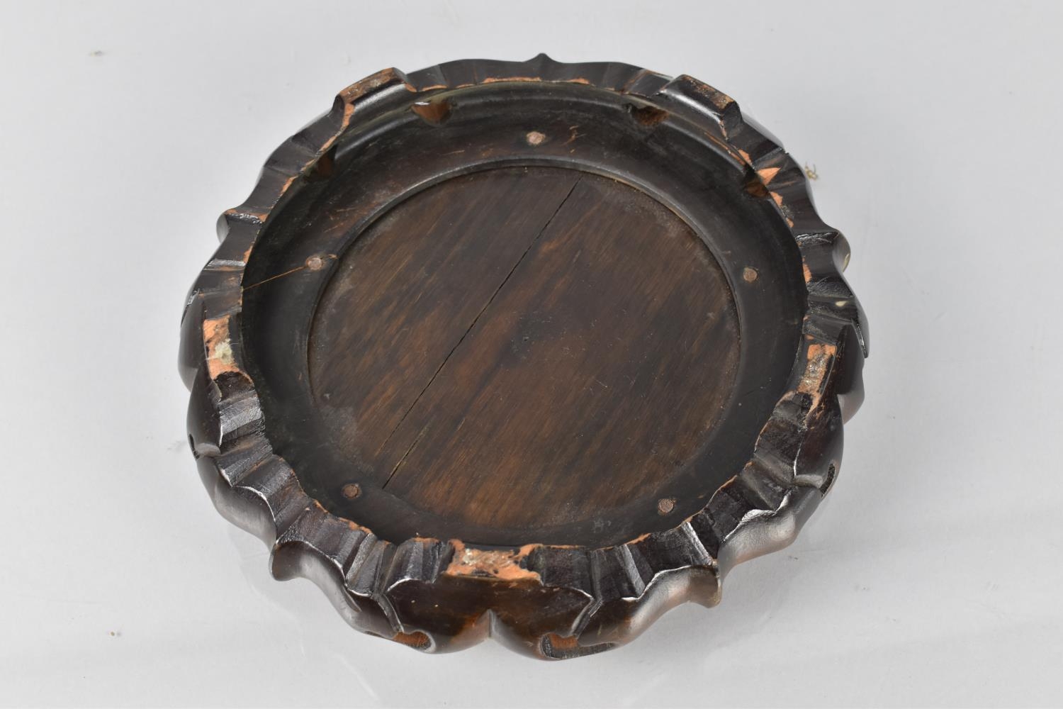 A 19th/20th Century Chinese Hardwood Stand of Circular Form with Pierced and Moulded Base, 22cms - Image 4 of 4