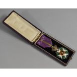 A Belgian Knight Order of Leopold 'L'Union Fait La Force' Medal with Purple Ribbon, Silver Gilt