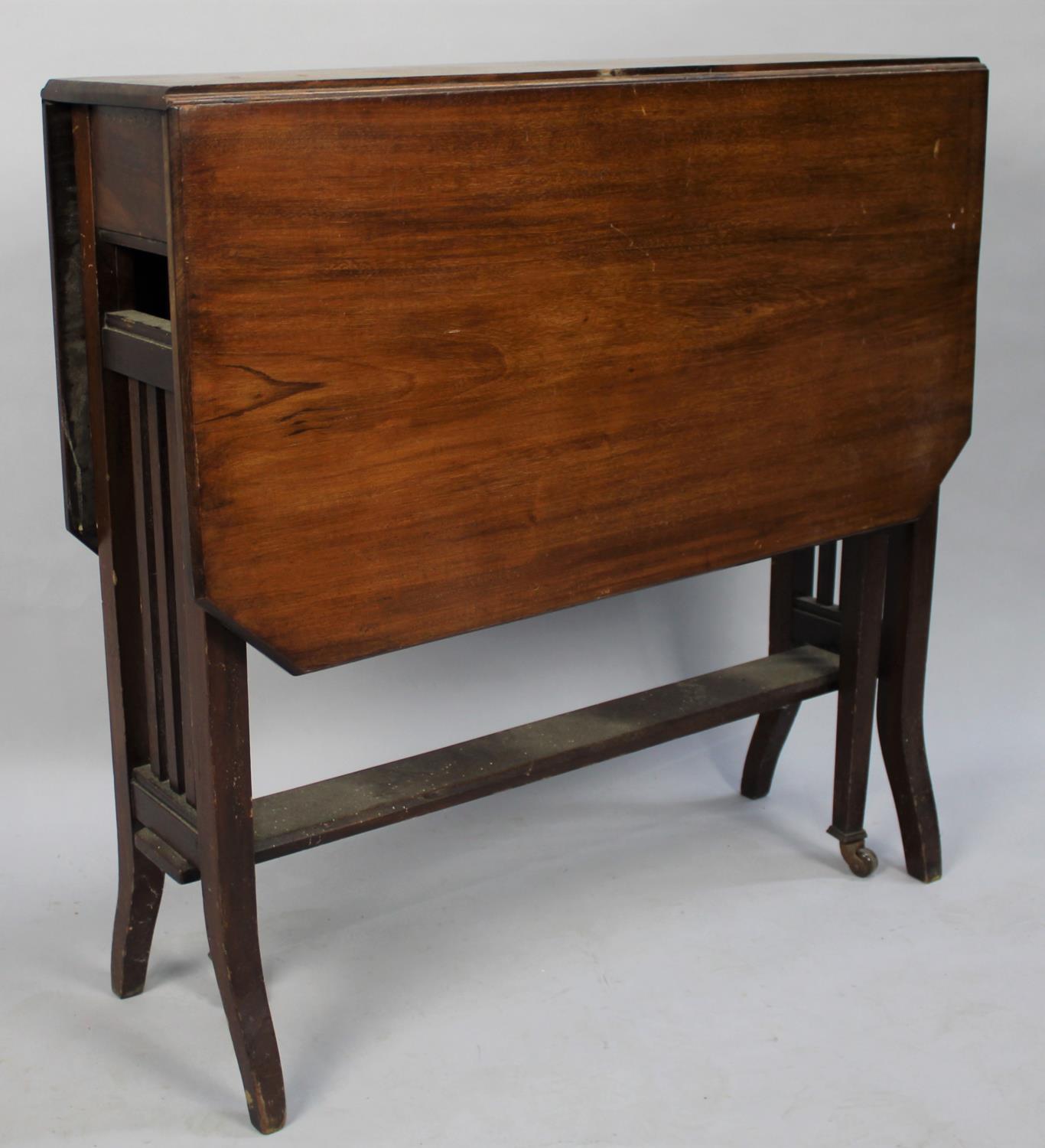 An Edwardian Mahogany Drop Leaf Sutherland Table, 75cm wide