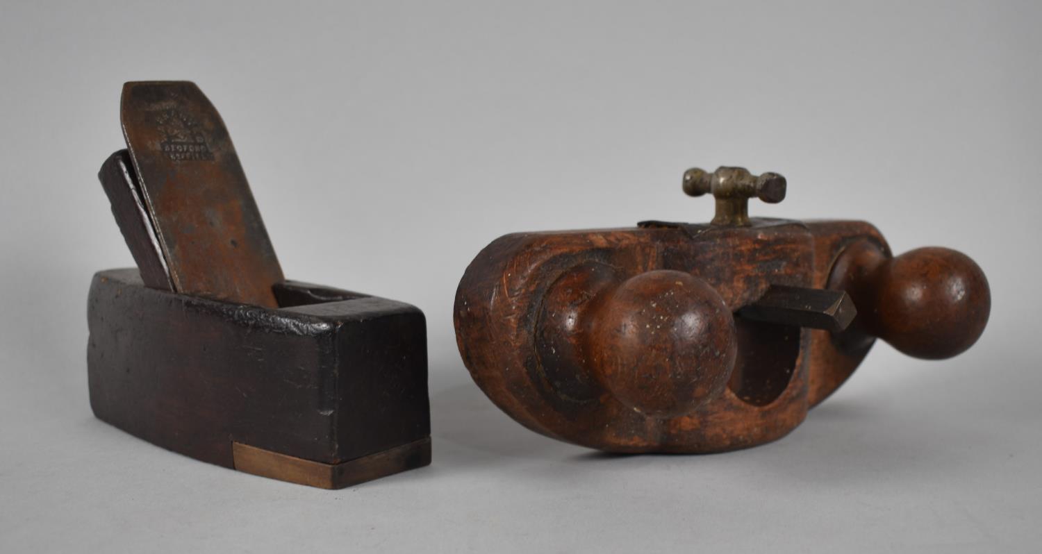 A Small Late 19th Century Block Plane and a Moulding Tool - Image 2 of 2
